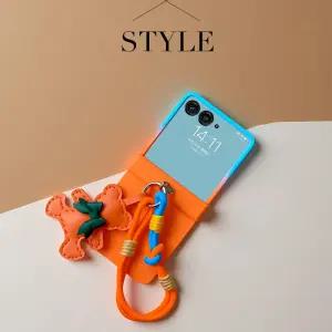 블루바구니 핸드폰 갤럭시Z 플립7 FE 중형 귀여운 곰돌이 그라데이션 컬러 케이스