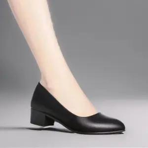 ONM 여성 고급 면접용 심플 정장 검정 펌프스 힐 구