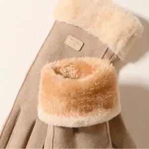 [하프클럽/]여성 겨울 여성 기모 융털 장갑 스마트폰 터치 방한