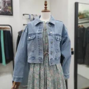 [써스데이아일랜드]아웃포켓. 포인트 데님 자켓 T252MJK131W