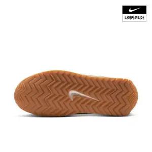 나이키 퍼시픽 레더 NIKE IM4006-200 103589