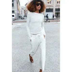 [국내발송] ZARA 여성 엘라스틱 웨이스트 팬츠 - 화이트 470314