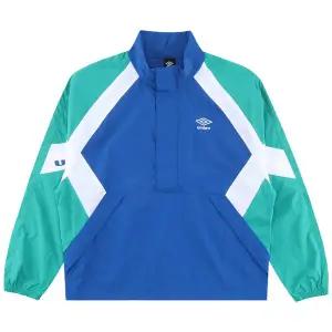 [엄브로] 팝러쉬 컬러블럭 스탠넥 아노락 UR123CWT34BLU