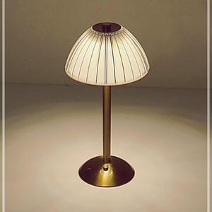 등 E램프 디자인 LED램프 옷장 터치 E 취침 빈티지 조명 무선 인테리어 무드 엘이디 LWCF8ED3