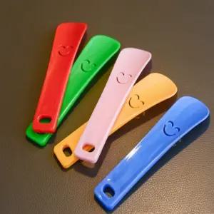 축구화주걱 구두 주걱 휴대용 미니구두주걱 자석구두주걱 고무줄운동화끈