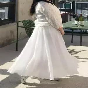 소프트 플레어 롱 맥시 스커트