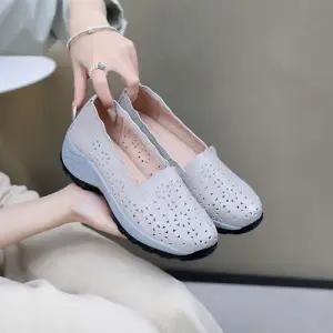 여사친 소프트 펀칭 단화 통굽 봄여름 할머니 로퍼 샌들 OP5