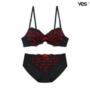 [롯데백화점]예스 하트자수 블랙 브라 헴팬티 세트 YSWBYB01YSWBYB02