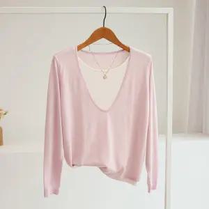 [잇수다] 드모엘 배색 이중 레이어드 루즈핏 니트