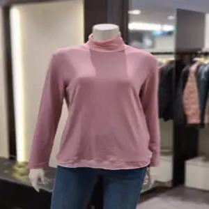 [트리아나] 소고 AJ1TA02 목폴라 티셔츠