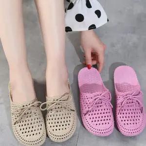 여름 슬리퍼 말랑한 펀칭 가벼운 여성 슬리퍼 미끄럼 방지 데일리 물놀이 슈즈 샌들 활동 야외