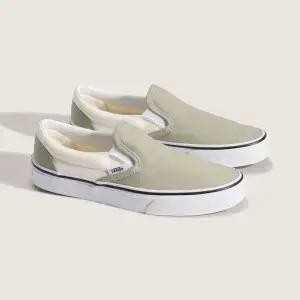 [반스](신세계 사우스시티)VANS 반스 VN000D6YSAG 클래식 슬립온 팝 남여공용 스니커즈