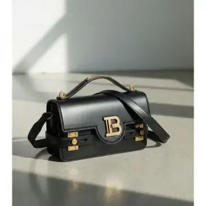 26SS 스무드 가죽 소재 B-Buzz 24 백 DN1DA828LAVE 0PA)