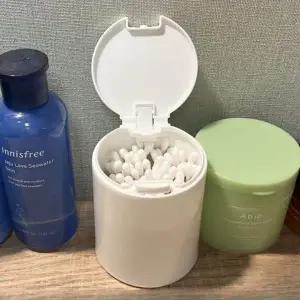 [골드스마일]원형 소품정리함 면봉 화장솜 케이스 원터치 시즌헬로 타이니