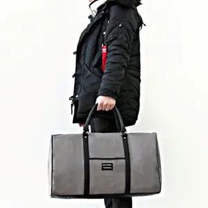 가벼운 무게감 넉넉 수납공간 여행 스포츠 빅보스톤백 남자직장인백팩 학생백팩