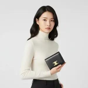 FW25 여성 트리옹프 컴팩트 반지갑 10K623DPV 38NO