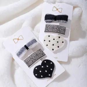 옆집샵 파니에 리본핀 헤어핀 세트 소녀의 로맨틱한 하루를 위해 2color 구성