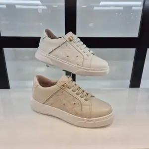 [엘칸토]엘칸토 HC11 소가죽 여성 스니커즈 T0K9U61H3J3910 (47925259)