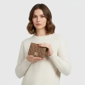 여성 마테라쎄 나파 카라멜 반지갑 5MV204 AFPP F098L