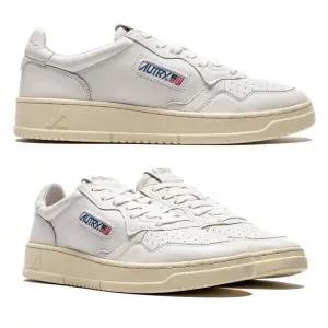 [오트리] 24FW 메달리스트 로우탑 스니커즈 화이트 AULM GG04