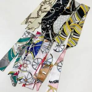 스카프 미니 핸들 사각 스카프끈 여성스카프 고급스카프 여름스카프 실크스카프