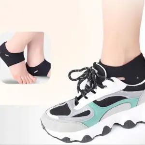 발뒷꿈치 패드 뒷꿈치 갈라짐 각질 보습 양말 발각질