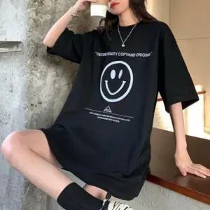 여자 빅 스마일 오버핏 스타일 라운드넥 반팔 티셔츠