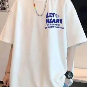 데일리 캐주얼 반팔티 디자인 스타일 포인트