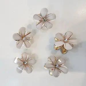 포인트 미니 플라워 헤어 집게핀