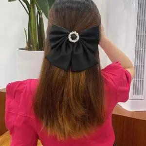 원형큐빅 새틴리본 자동핀 헤어악세사리 데일리 여성 헤어집게