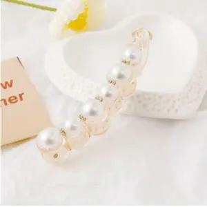 진주 포인트 머리핀 일자형 디자인 반묶음 올림머리핀