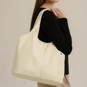 모아르 벨르 여성 숄더백 데일리 빅사이즈 핸드백 가방