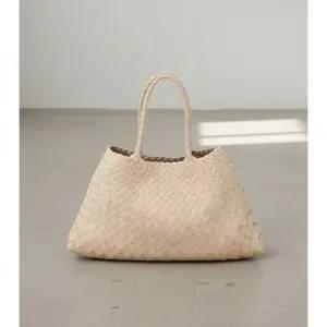 MUST IT_드래곤 디퓨전 26SS SANTA CROCE SMALL 8893-NATURAL) 산타 크로체 스몰 탑핸들 백)