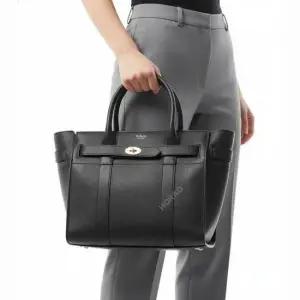 MUST IT_ 스몰 지퍼 베이스워터 토트백 HH4406 205 A100)