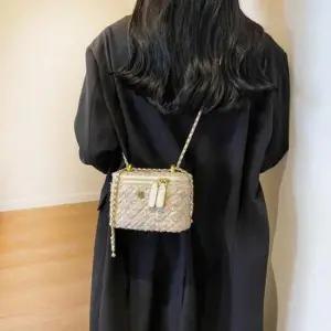 니트박스 여성 크로스 미니백 사각