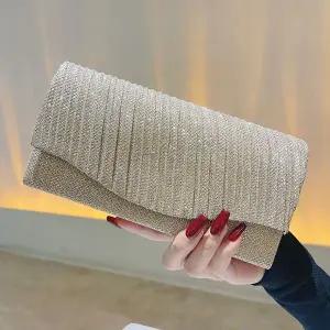 G126929_여성 골드반짝이 클러치백 이브닝백 비즈체인핸드백