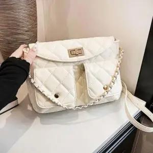 [패션] 크로스백 오피스 가방 핸드백 퀼팅 출근 가방 아이보리