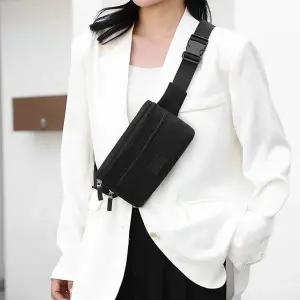 미니 방수 크로스백 슬림 힙색 러닝 운동 외출용 웨이스트백 수납력 좋은 허리가방 WFJ60U0