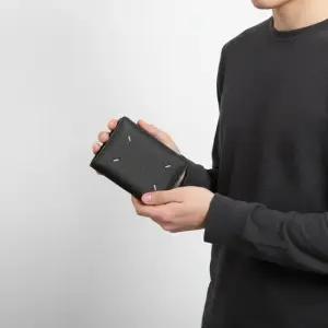 메종 마르지엘라 신상마르지엘라 스티치 로고 시그니처 폴더 공용 지갑 S55UI0203 P4745 T8013