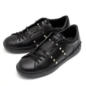 [발렌티노] 락스터드 언타이틀 남성 스니커즈 블랙 28136719