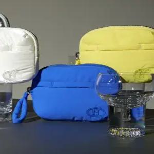 헤지스 액세서리 24FW [여행][PUPPY] 블루 나일론 패딩 투포켓 파우치 겸 크로스백 HIWA4FH14B2