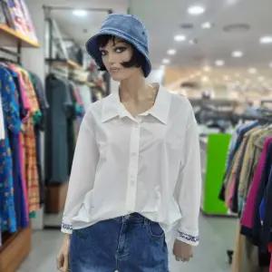 베네통/애플아울렛/소매 자수 마엘 블라우스/BABL06441