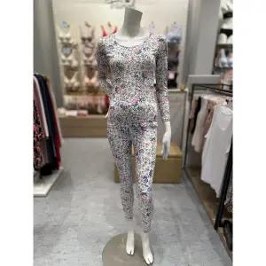 [트라이엄프](강남점)여성 텐셀 멀티 플라워 크림 내의세트(TEWEU911CRM)