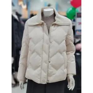 이헌영 세이브존05 중년 니트카라 경량구스 25DT5006H5