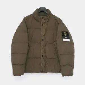스톤아일랜드 와펜로고 가먼트다이 클링클랩스 패딩 남성 자켓 K2S154100010 S0A23 V0054