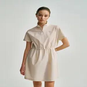 컴포트쿨 경량 우븐 반팔 드레스 아이보리[TWOP20253-IVS]