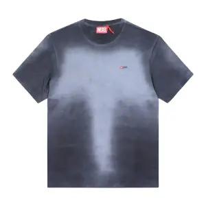 [디젤] 남성 마이크로 로고 반팔 티셔츠(A16621 0PKAL 9XX)