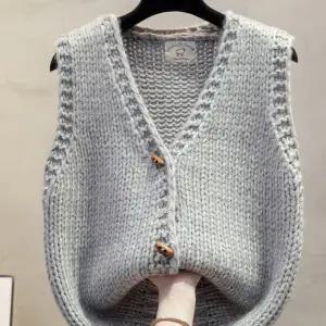 여성 겨울용 오버핏 V넥 니트 조끼 두꺼운 바늘 짜임 레이어드용 트렌디