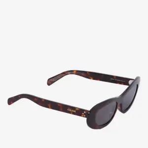 로고 쓰리닷 리벳 캣아이 선글라스 4S310CPLB 19TR