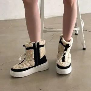 [옷자락]여성 합성가죽 퍼 지퍼 레이스업 앵클부츠